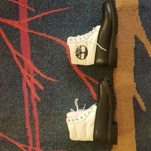 Timberland Puffer / Quilted Boots